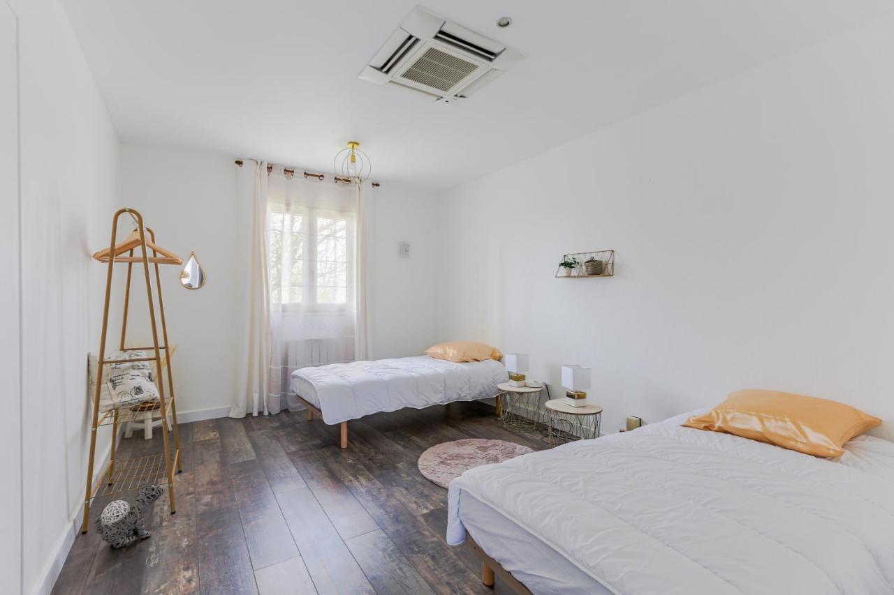 Le Vexin Apartment Жизор Екстериор снимка