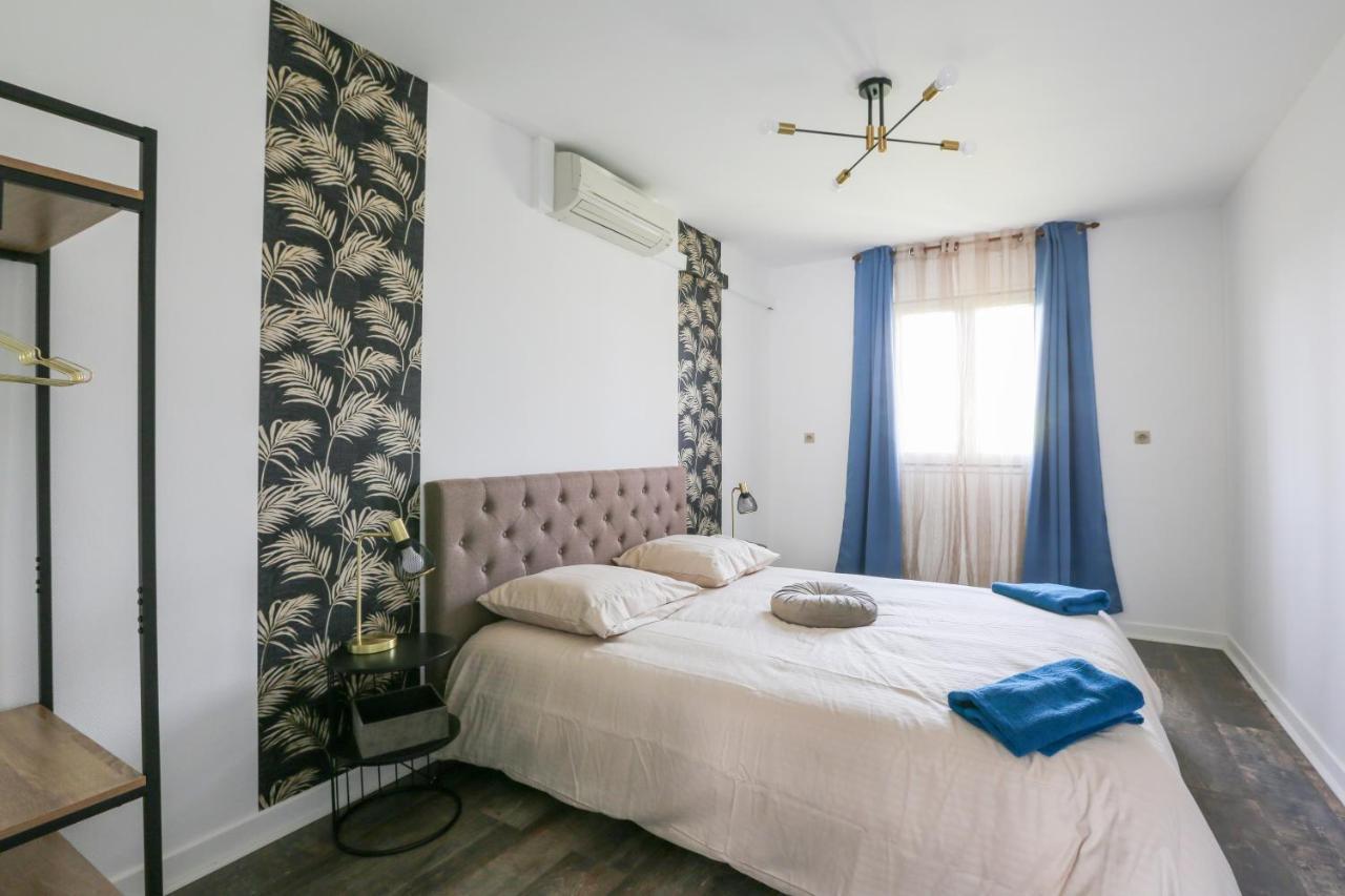 Le Vexin Apartment Жизор Екстериор снимка
